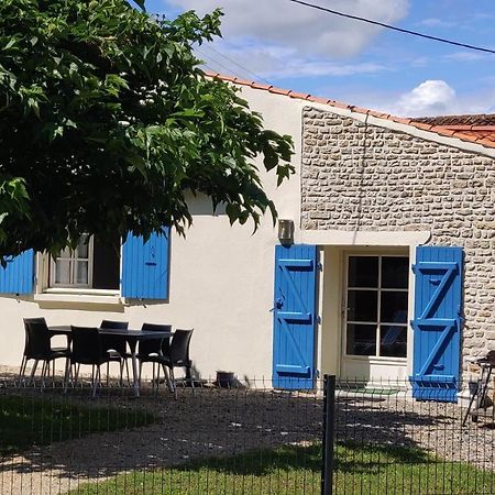 Vila Gite Du Clos De La Vigne Montreuil  Exteriér fotografie