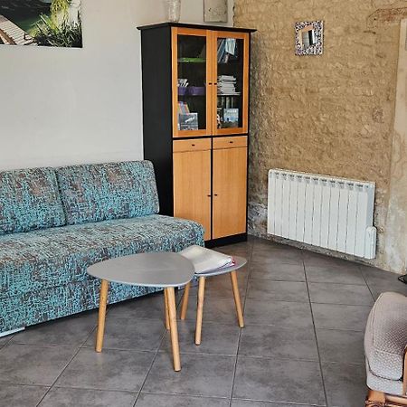 Gite Du Clos De La Vigne Montreuil  Exteriér fotografie