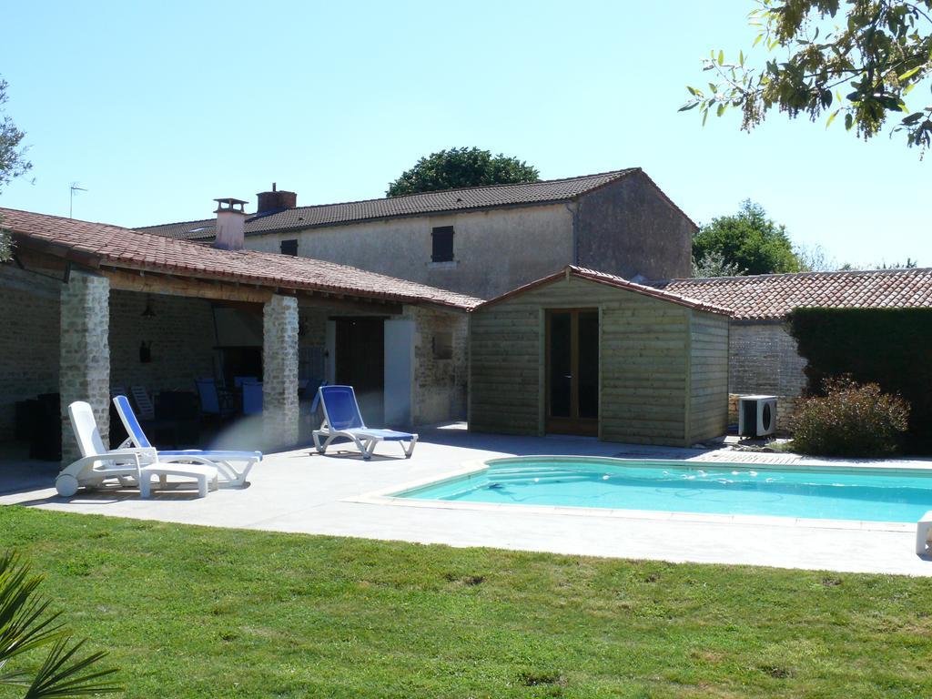 Vila Gite Du Clos De La Vigne Montreuil  Exteriér fotografie