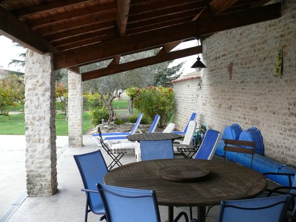Gite Du Clos De La Vigne Montreuil  Pokoj fotografie