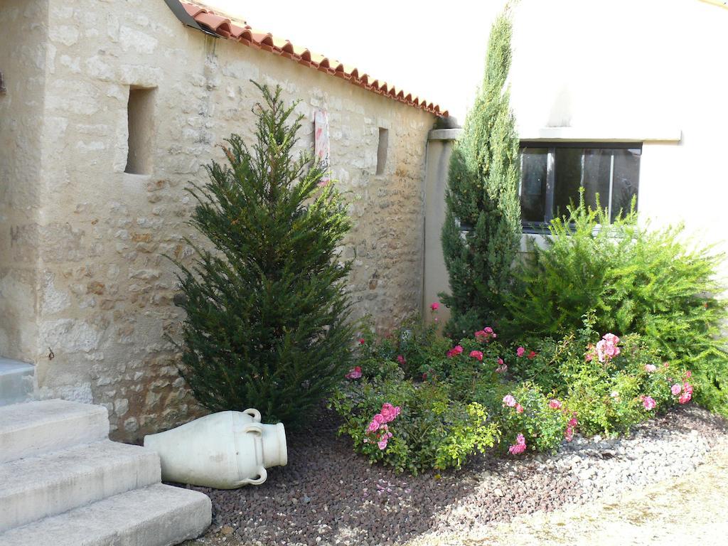 Vila Gite Du Clos De La Vigne Montreuil  Pokoj fotografie