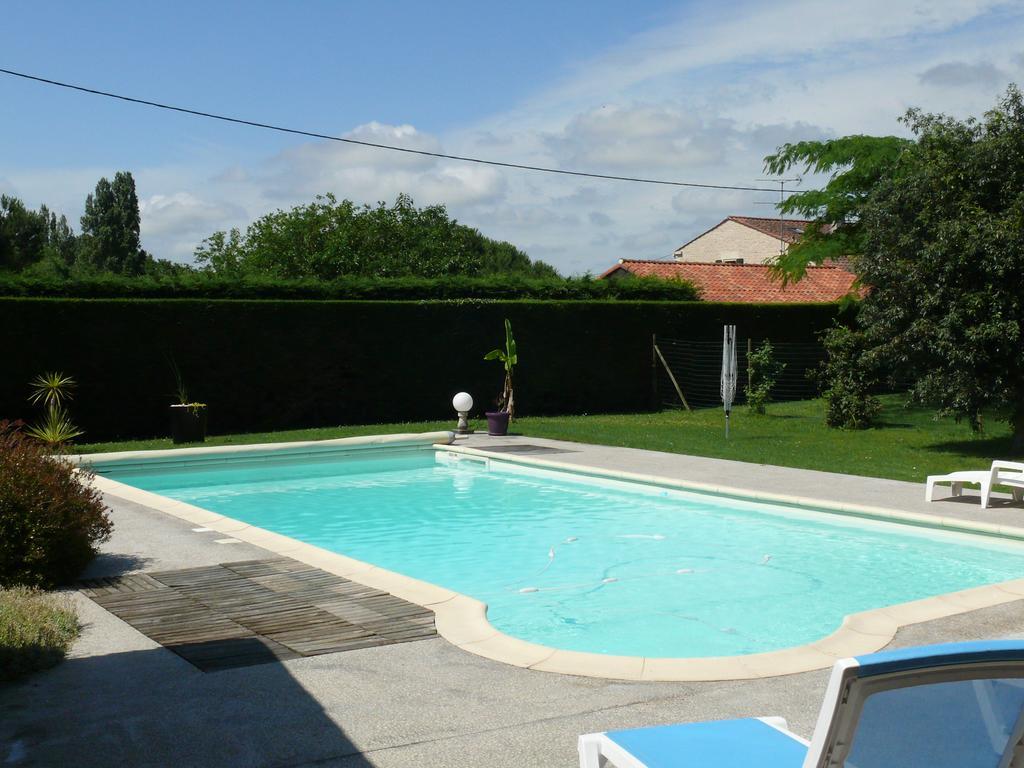 Gite Du Clos De La Vigne Montreuil  Exteriér fotografie