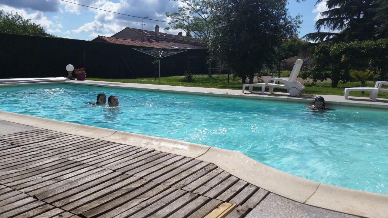 Gite Du Clos De La Vigne Montreuil  Exteriér fotografie